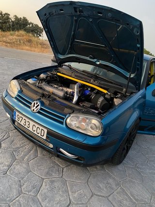 Volkswagen Golf 4 gti 1.8T AUM