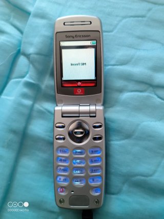 SONY ERICSSON Z600 Azul/Plata