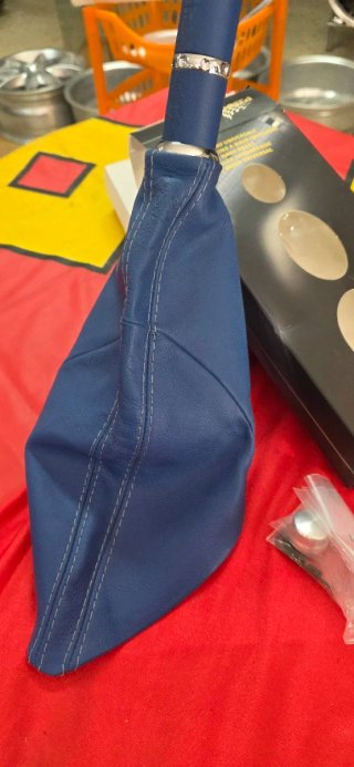 Freno de mano universal azul Isotta