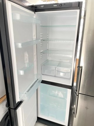 Frigorífico Cristal Negro AMICA