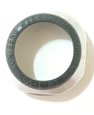 Dirección Rosca Aluminio 25.4mm Plata
