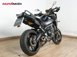YAMAHA TRACER 900