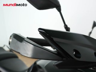 YAMAHA TRACER 900
