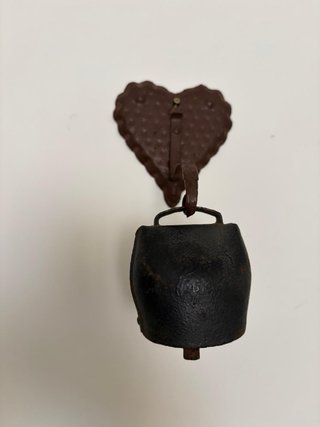 Campanella in ferro battuto a forma di cuore