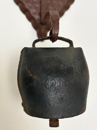 Campanella in ferro battuto a forma di cuore