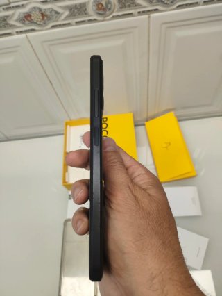 Xiaomi Poco M5 Nero con Scatola e Custodia