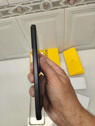 Xiaomi Poco M5 Nero con Scatola e Custodia