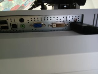 Vendo monitor profesional Fujitsu modelo B24-8 TE