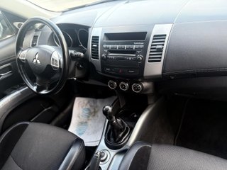 Mitsubishi Outlander 2010