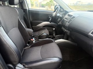 Mitsubishi Outlander 2010