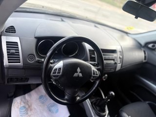 Mitsubishi Outlander 2010