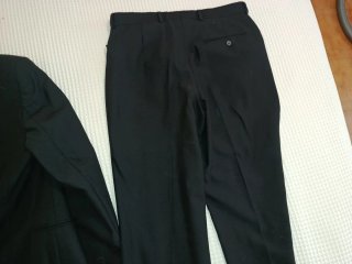 Traje juvenil negro T-42