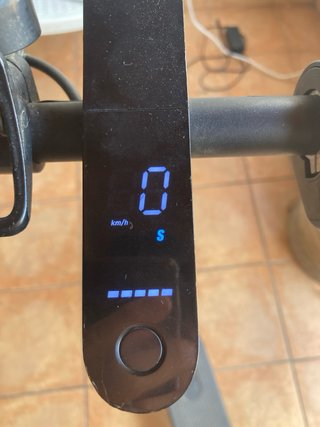 Xiaomi Mi Essential Patinete Eléctrico Negro