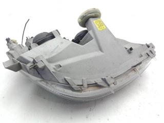 Faro izq mercedes benz a1688201761 clase 22201010