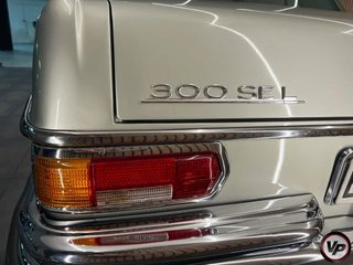 Mercedes-Benz 300 SEL 3.5 200 kW (272 CV)