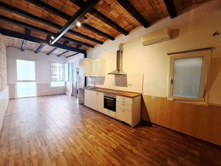 Local comercial en alquiler en Les Corts en Barcelona