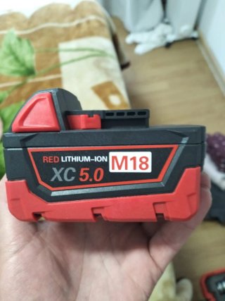 Maletín Milwauke con Herramientas Eléctricas