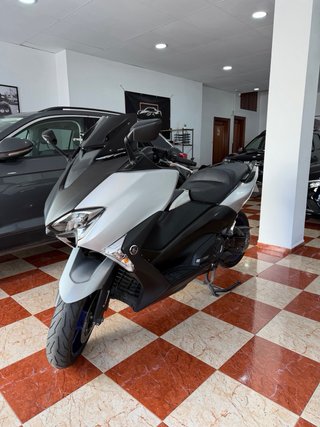 YAMAHA TMAX SX ABS