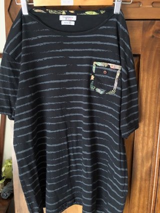 Maglia uomo a righe con taschino