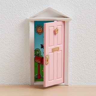 Puerta mágica Ratoncito Pérez madera rosa