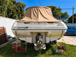 Lancha Sea Ray Signature 230 Americana
