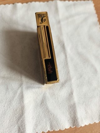 Encendedor Dupont Negro y Dorado