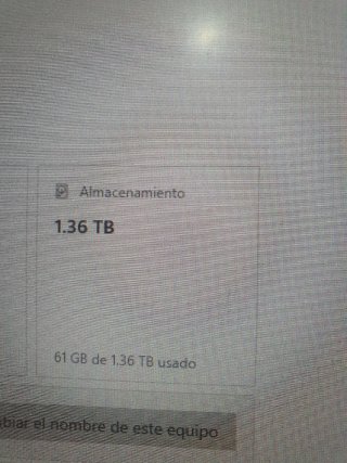 PC Gaming Negro con Luces Azules