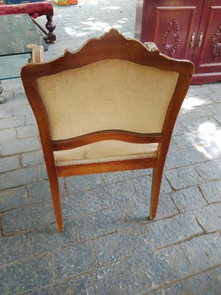 Butaca antigua de madera y tela restaurar