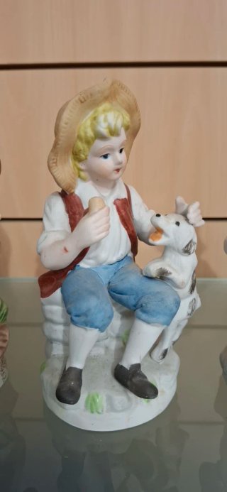 4 Statuine porcellana