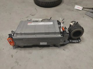 Batería Toyota Yaris con ventilador