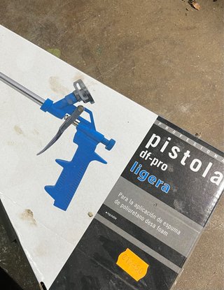 Pistola ligera para espuma expansiva