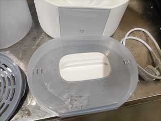 - Chicco esterilizador vapor biberones secado