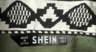Chaqueta Shein verde con estampado étnico
