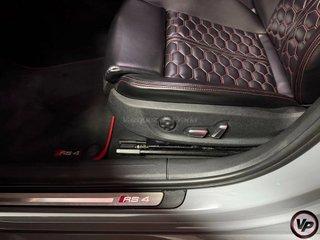 Audi RS4 Avant 4.2 FSI quattro 331 kW (450 CV)