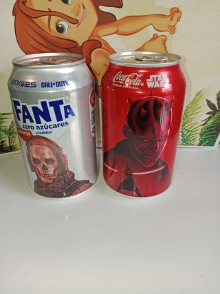 2 Latas frikis de Coca-Cola Star Wars y Fanta Xbox