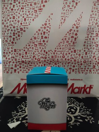 MILFOS SIN ABRIR. Colección Milfshakes/Mediamarkt