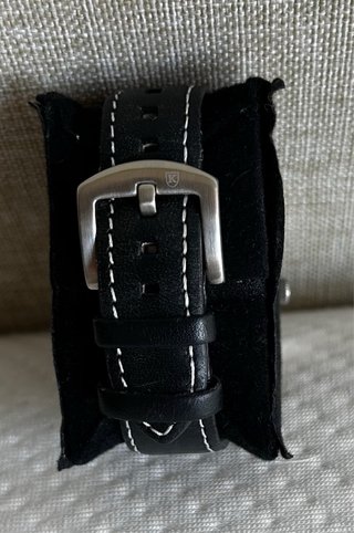 Reloj Kronos Cronógrafo Negro y Plateado