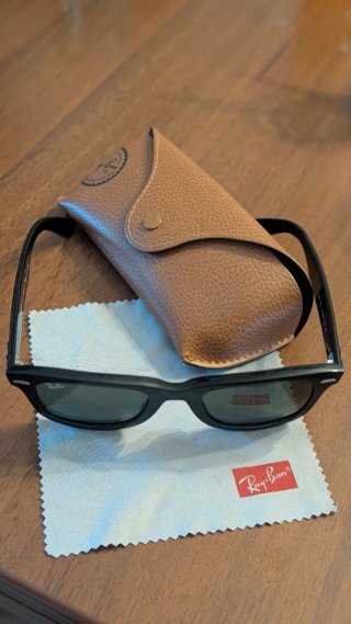 Occhiali da sole Ray-Ban Wayfarer RB4340 601