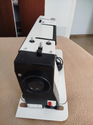 Máquina de coser Alfa Electronic