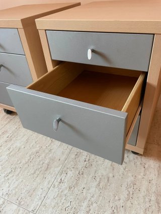 Mesitas madera maciza con ruedas