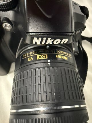 Cámara Nikon D5300 + Accesorios varios