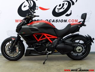 DUCATI DIAVEL CARBON
