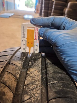Neumáticos de coche 185/55 R15 de marca