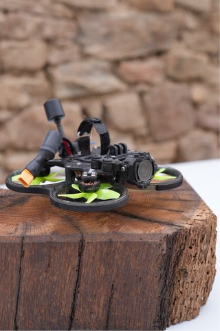 Dron FPV Cinewhoop AxisFlying C20 (DJI O3)