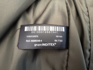 Chaquetón caqui Zara impoluto