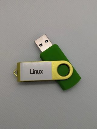 Chiavetta USB Linux 15 Distro