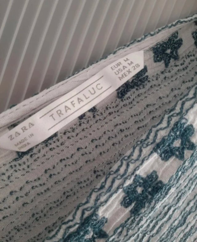 Caftan Zara bordado