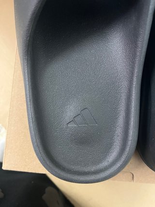 Yeezy Slide Onyx