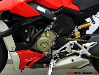 DUCATI STREETFIGHTER V4