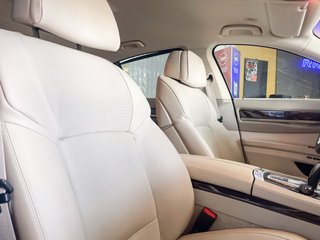 BMW 750i